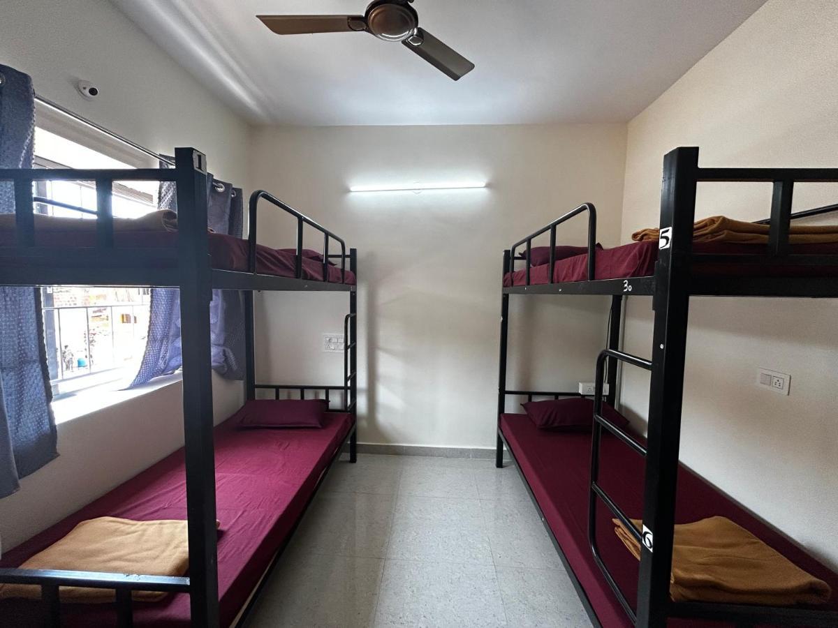 Lostel Gokarna Gokarna  Buitenkant foto